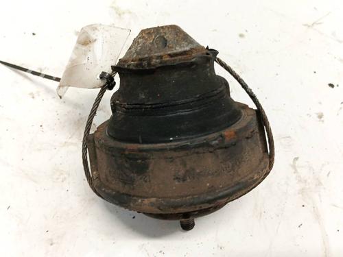 Used Engine mount Engine mount VOLVO V70 I (875, 876) 2.5 TDI (140 hp) 32565400 32565400