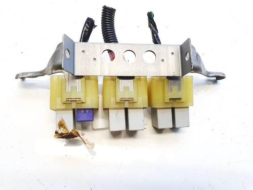 Used Fuse box Fuse box TOYOTA COROLLA Verso (ZER_, ZZE12_, R1_) 2.2 D-4D (AUR10_, AUR10R) (136 hp) 32625918 32625918