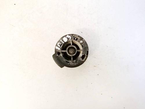 speaker-toyota-avensis-_t25_-2003-2004-2005-2006-2007-2008-32589206 main image