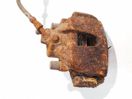 Used Left front brake caliper Left front brake caliper VOLVO V50 (545) 1.8 (125 hp) 35313237 35313237