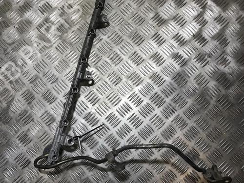 Used Injection rail Injection rail LEXUS IS I (_E1_) 200 (GXE10) (155 hp) 35656640 35656640