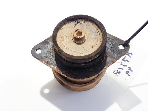 Used Engine mount Engine mount VW PASSAT B3/B4 Variant (3A5, 35I) 1.9 TDI (90 hp) 32887258 32887258