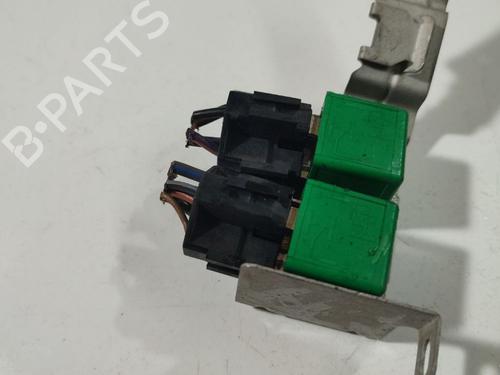 Fuse box FORD TRANSIT Van (FA_ _) 2.2 TDCi | BP33489143E1 - Image 2