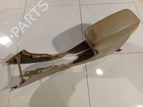 Used Armrest / Center console Armrest / Center console 37678013 37678013