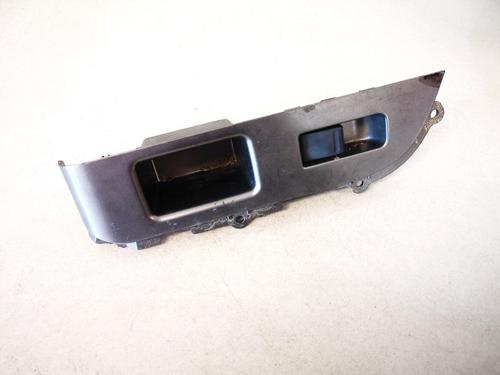 Used Switch Switch TOYOTA YARIS VERSO (_P2_) 1.5 (NCP21_) (105 hp) 32881244 32881244