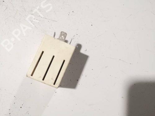 Andre Andre FIAT ULYSSE (220_) 2.0 (220.AC5) (121 hp) 32566941 32566941