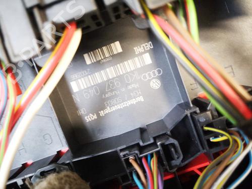 Fuse box SKODA OCTAVIA II (1Z3) 2.0 FSI | BP32914620E1 - Image 3
