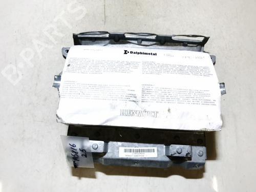 Used Passenger airbag Passenger airbag RENAULT CLIO II (BB_, CB_) 1.2 LPG (58 hp) 33106092 33106092