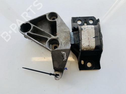 Used Engine mount Engine mount RENAULT SCÉNIC II (JM0/1_) 1.5 dCi (JM0F) (82 hp) 33096138 33096138
