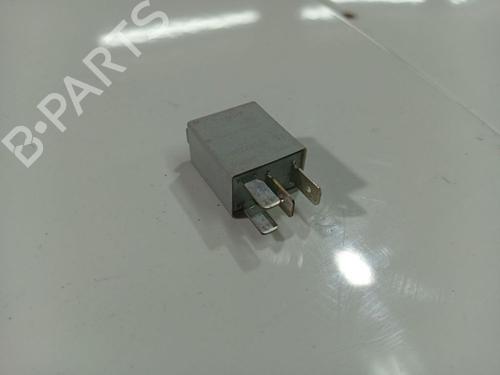 Electronic sensor SKODA SUPERB II (3T4) 2.0 TDI | BP38975649M84 - Image 3
