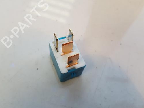 Electronic sensor TOYOTA RAV 4 II (_A2_) 2.0 4WD (ACA21, ACA20) | BP33514864M84 - Image 2