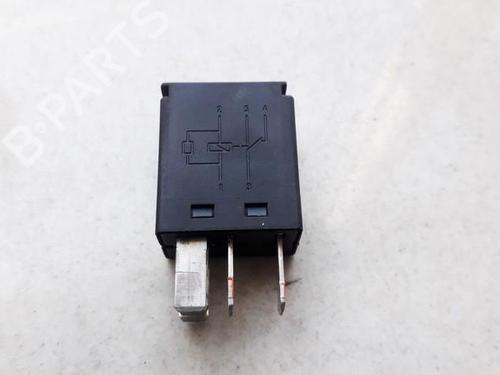 Used Electronic sensor Electronic sensor FORD FOCUS I (DAW, DBW) 1.6 16V (100 hp) 33528249 33528249