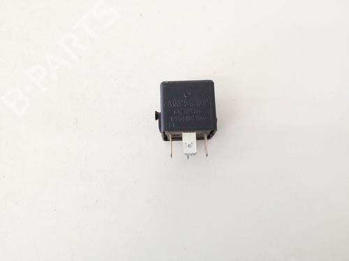 Used Electronic sensor Electronic sensor MERCEDES-BENZ S-CLASS (W220, V220) S 320 CDI (220.026, 220.126) (197 hp) 33068057 33068057