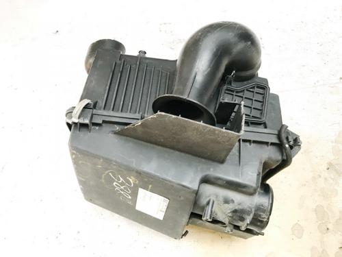 Used Air filter box Air filter box MAZDA 6 Hatchback (GG) 2.0 DI (GG14) (121 hp) 35705608 35705608