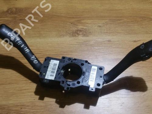 Used Warning switch Warning switch SKODA OCTAVIA I (1U2) 1.6 (75 hp) 35651051 35651051