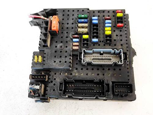 Used Fuse box Fuse box MERCEDES-BENZ E-CLASS (W211) E 220 CDI (211.006) (136 hp) 32948602 32948602