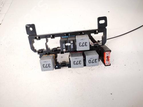 Used Fuse box AUDI A6 C6 (4F2) 2.0 TDI (140 hp) 32921253