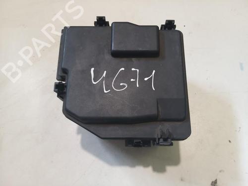 Used Fuse box Fuse box HONDA CR-V III (RE_) 2.2 i-CTDi 4WD (RE6) (140 hp) 33508985 33508985