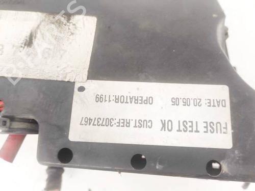 Fuse box VOLVO V50 (545) 1.6 D | BP32957593E1 - Image 3