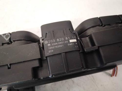 Warning switch MERCEDES-BENZ C-CLASS (W203) C 180 (203.035) | BP34741238I22 - Image 3