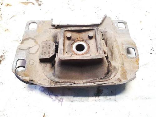 Used Engine mount Engine mount VOLVO V50 (545) 2.0 D (136 hp) 32938248 32938248