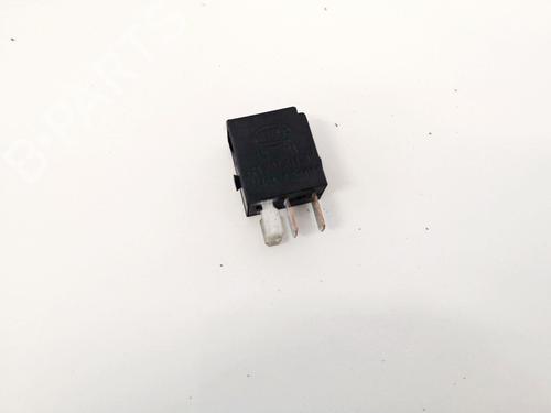 Used Electronic sensor Electronic sensor MERCEDES-BENZ CLK (C209) CLK 320 (209.365) (218 hp) 33064839 33064839
