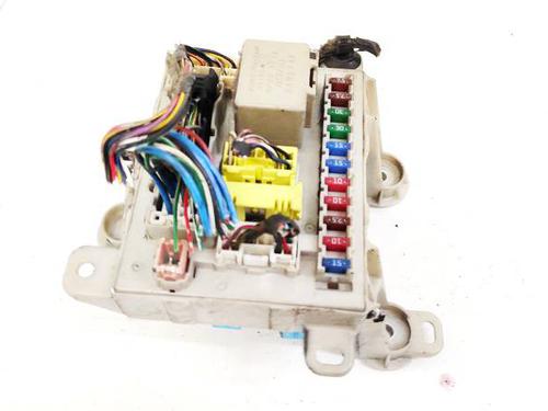 Used Fuse box Fuse box 32936703 32936703