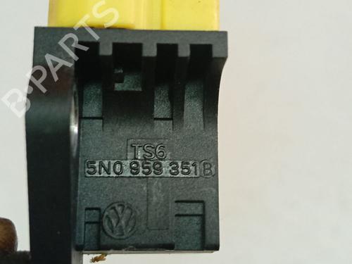 Electronic sensor VW PASSAT B7 (362) 1.6 TDI | BP37512942M84 - Image 4