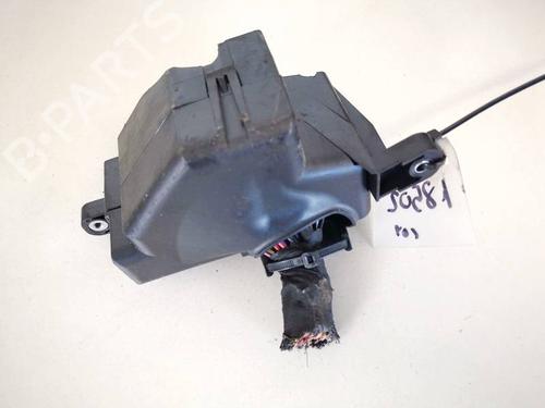 Fuse box VW PASSAT B6 (3C2) 2.0 FSI | BP32918839E1 - Image 2