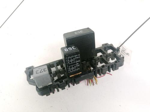 fuse-box-audi-a6-c5-4b2-4b4-1997-1998-1999-2000-2001-2002-2003-2004-2005-32900521 main image
