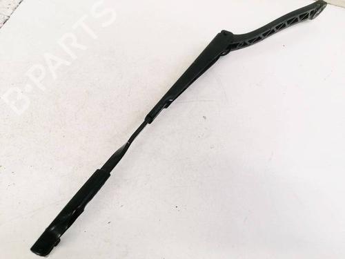 front-windshield-wiper-arm-mercedes-benz-e-class-w212-2009-2010-2011-2012-2013-2014-2015-2016-32922328 main image