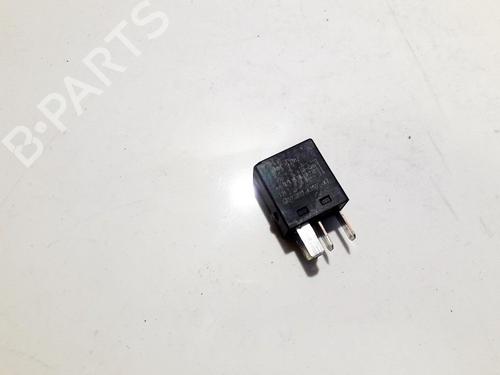 Used Electronic sensor Electronic sensor VOLVO V40 Estate (645) 2.0 (136 hp) 33521776 33521776