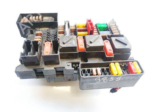 Fuse box BMW i3 (I01) Electric | BP32588817E1