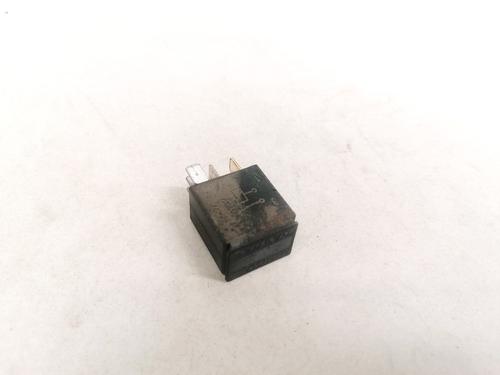 electronic-sensor-volvo-s80-i-184-1998-1999-2000-2001-2002-2003-2004-2005-2006-2007-2008-33085240 main image