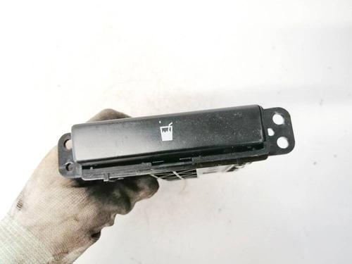 Used Cup/Object holder Cup/Object holder TOYOTA AVENSIS (_T25_) 2.0 VVTi (AZT250_) (155 hp) 34999199 34999199
