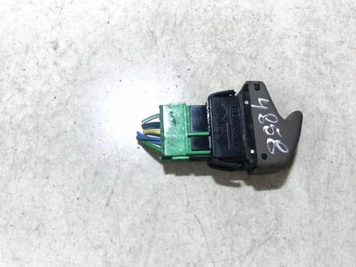 Used Switch Switch RENAULT TWINGO I (C06_) 1.2 (C066, C068) (58 hp) 33517244 33517244