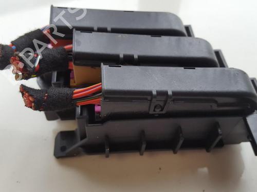 Fuse box AUDI A6 C6 (4F2) 3.0 TDI quattro | BP33506051E1 - Image 2