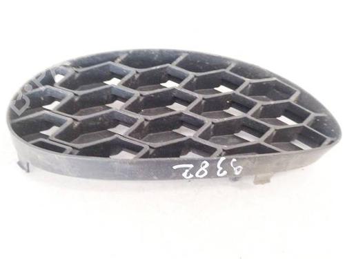 Used Grille Grille 39574310 39574310