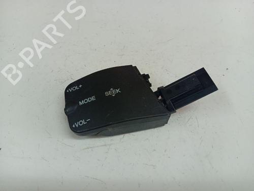 steering-wheel-controls-ford-focus-c-max-dm2-2003-2004-2005-2006-2007-38183907 main image