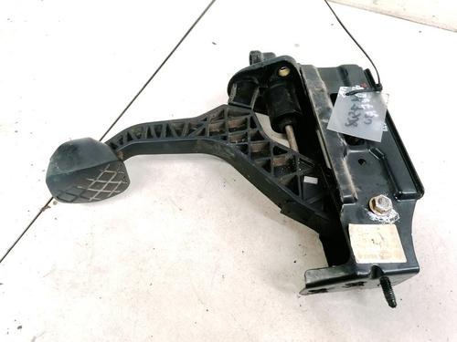 Used Clutch slave cylinder Clutch slave cylinder 35477781 35477781