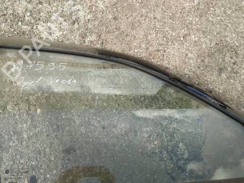 Used Front right door window Front right door window 35389996 35389996