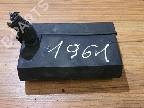 Used Fuse box Fuse box OPEL ASTRA F Hatchback (T92) 1.7 TD (F08, M08, F68, M68) (68 hp) 33479282 33479282