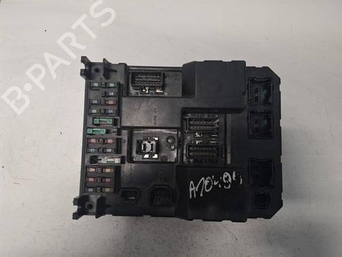 Used Fuse box Fuse box PEUGEOT 307 (3A/C) 2.0 16V (136 hp) 33488551 33488551