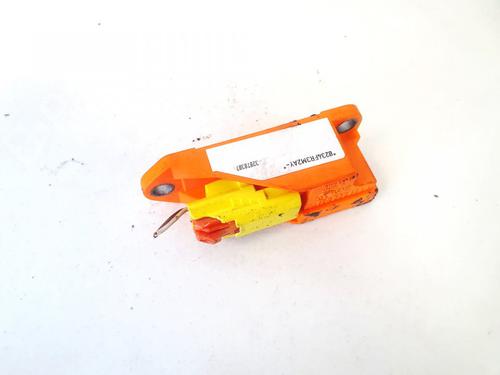 Used Electronic module Electronic module SKODA ROOMSTER (5J7) 1.4 TDI (70 hp) 32915002 32915002