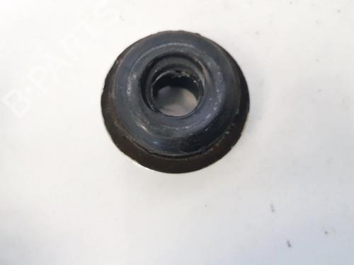 other-toyota-prius-_w3_-2008-2009-2010-2011-2012-2013-2014-2015-2016-33096700 main image