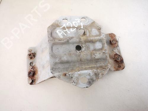 Used Front bumper bracket Front bumper bracket TOYOTA AVENSIS (_T25_) 2.0 D-4D (CDT250_, CDT250R) (116 hp) 35502561 35502561