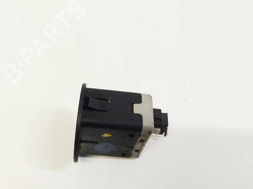 Used Switch Switch KIA SPORTAGE III (SL) 1.7 CRDi (116 hp) 32616602 32616602