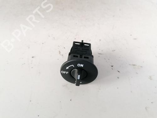Used Switch Switch RENAULT LAGUNA II (BG0/1_) 1.9 dCi (BG1A, BG1V) (130 hp) 33085662 33085662
