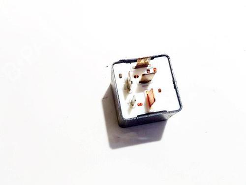 Electronic sensor AUDI A6 C5 (4B2, 4B4) 2.5 TDI | BP33529530M84 - Image 2