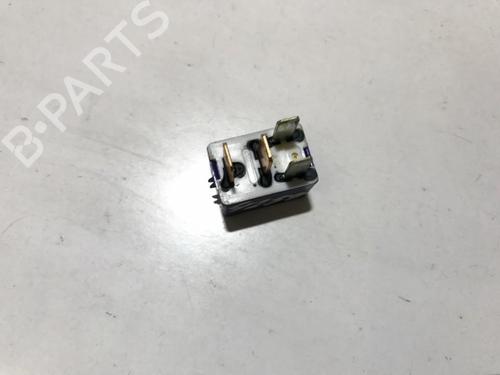 Electronic sensor TOYOTA COROLLA Saloon (_E12_) 1.4 VVT-i (ZZE120_, ZZE120R) | BP33501271M84 - Image 2